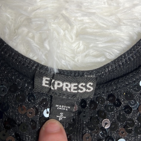 Express Tank Top - Picture 2 of 3